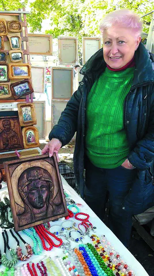 Така ікона коштує 1100 грн
