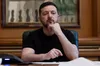 російську мову виключили з переліку мов України: президент підписав закон