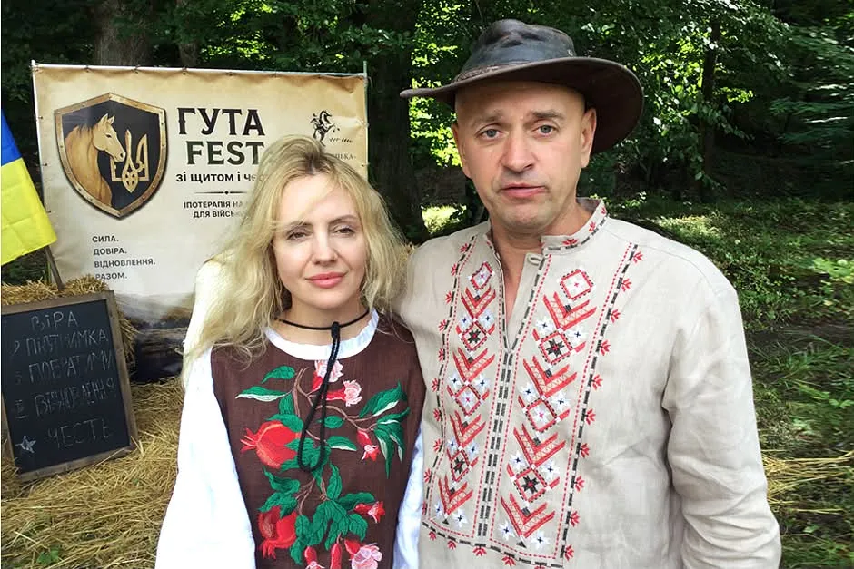 Господарі ранчо Володимир і Оксана Гентоші кажуть, що дбають про наших воїнів, бо це їхній громадянський обов‘язок