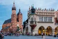 Українець погрожував ножем блогерам на великодньому ярмарку у Кракові: що відомо