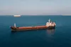 Танкер «Vilamoura», який перевозив 1 мільйон барелів нафти, вибухнув у Середземному морі: деталі