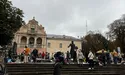 Біля пам’ятника Федорову торгують російською літературою та символікою