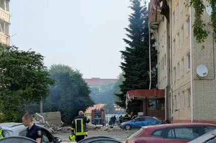 Збірна України з легкої атлетики стала жертвою масованої атаки росії вночі по місту Луцьк. Фото hromadske