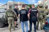 Ексспівробітника ТЦК на Харківщині підозрюють в організації втечі військовозобов'язаного за кордон за 25 тисяч доларів