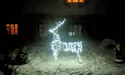 А у зимовому дворі – сяючий олень…