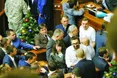 «Тупо ламають через коліно!»