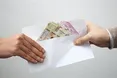 Хабарі – поштою