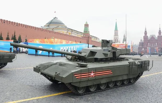 Т-14 заглох під час приготувань до параду на Красній площі. Фото: Кіріл Кудрявцев/ AFP/EAST NEWS)