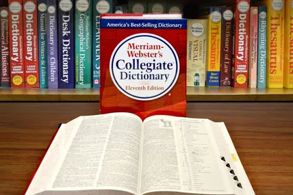 Укладачі американського словника Merriam-Webster визначили головним словом 2022 року термін «газлайтинг».Фото із мережі