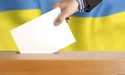 Порошенко думає про «батьківство», Яценюк – про фанеру над Парижем...