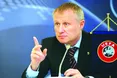 Кінець епохи Суркіса. Чи початок?!.