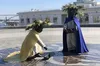 Скульптури малюків-засновників столиці одягнути у костюми київських князів (ФОТО)