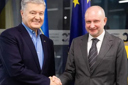 Порошенко зустрівся з послом ЄС закликав до жорстких санкцій проти путінського режиму