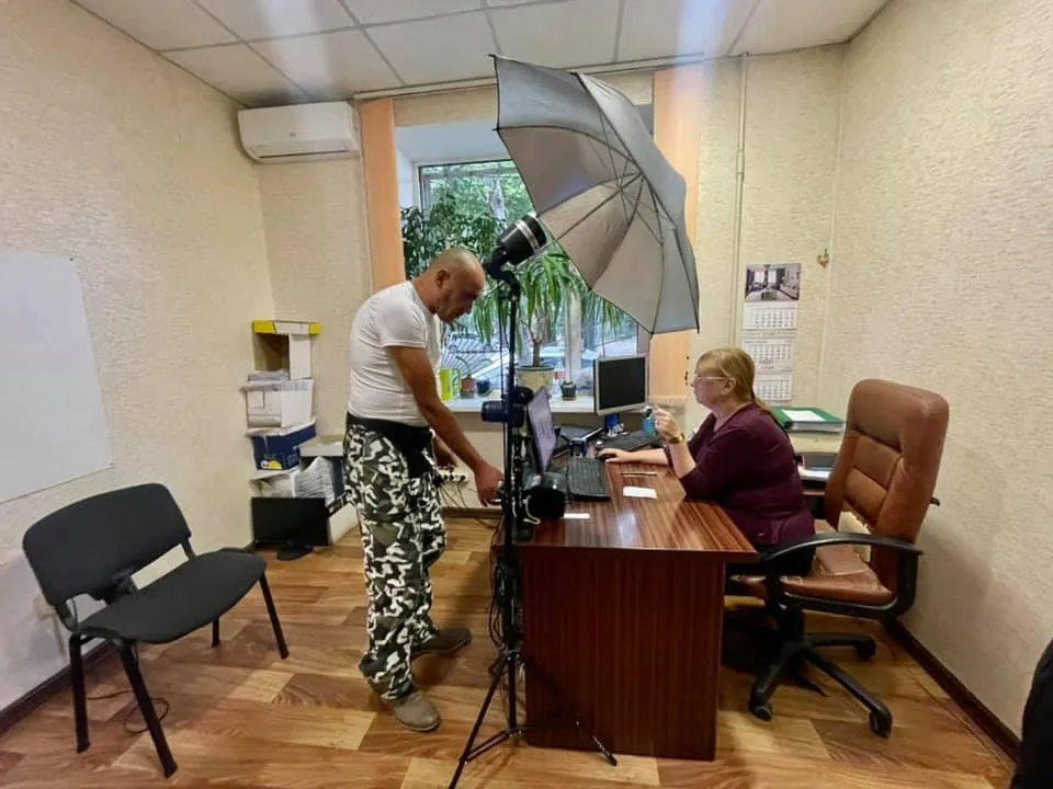 Сергій подав документи на паспорт