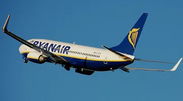 Ryanair починає літати зі Львова на три місяці раніше