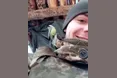 Із пташкою на плечі