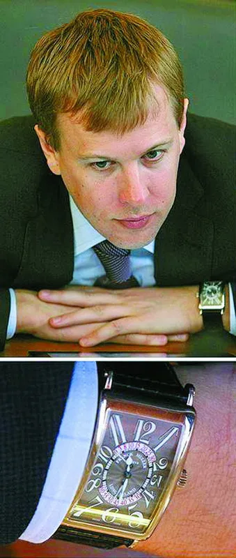  Якби Віталій Хомутинник погодився продати цей свій годинник на аукціоні, за нього можна було би придбати 60 тепловізорів для наших військових у зоні АТО. Вони врятували б не одне життя...