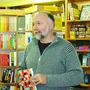 Андрій КУРКОВ: «На вулицях Донбасу не чути розмов про політику. Лише про те, де взяти гроші та харчі»