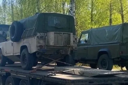 Позашляховик від Литви. Фото: міністр оборони Литви
