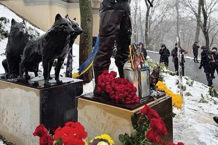 Український вовк дасть відсіч російському ведмедю