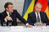 Зеленський висловився щодо розмов Макрона з путіним