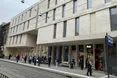 У скандальному готелі на Дорошенка, 2, відкрили бутіки та шукають орендарів для ресторанів