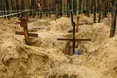 Ще 22 жертви із масового поховання в Ізюмі не ідентифіковані