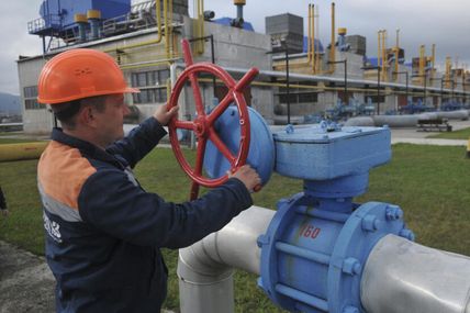 Зупинили газ&nbsp;&mdash; трохи перекрили агресору кисень