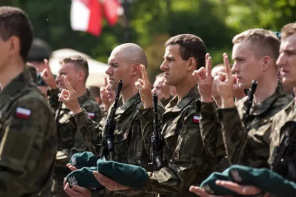 Польща не планує нарощувати військову присутність в Україні