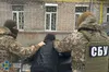 Арсенали в гаражах та схрони біля вокзалів: СБУ заблокувала канали продажу «трофейної» зброї