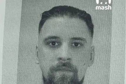 У рф розшукують підозрюваного в організації атаки на російські аеродроми