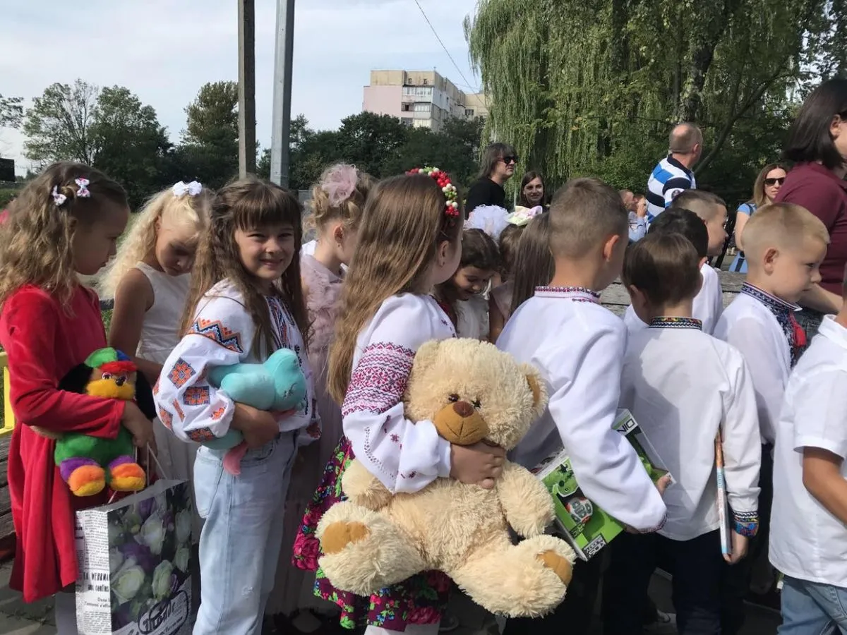 Діти готуються до посвяти у ліцеїсти.