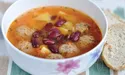 Квасолевий суп з фрикадельками
