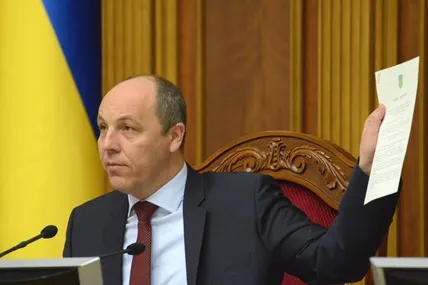 Петиція про присвоєння Андрієві Парубію звання Героя України набрала необхідні 25 тисяч підписів. Фото: Бабель