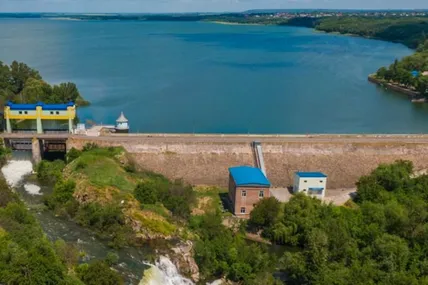 росіяни вдарили ракетами по гідротехнічних спорудах у Кривому Розі. Фото із мережі