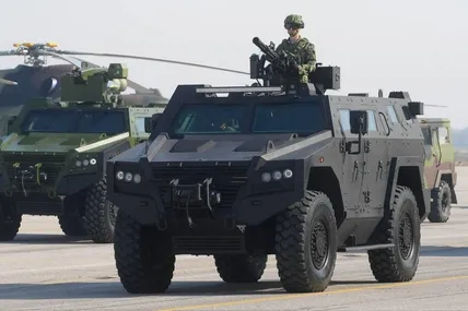 Армія Сербії у стані бойової готовності. Фото із мережі