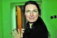 Ледь не вгробила породіллю. А суд скасував догану такому лікарю...