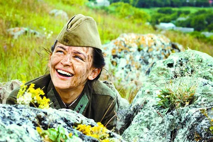 «Незламна» чи «Битва за Севастополь»?