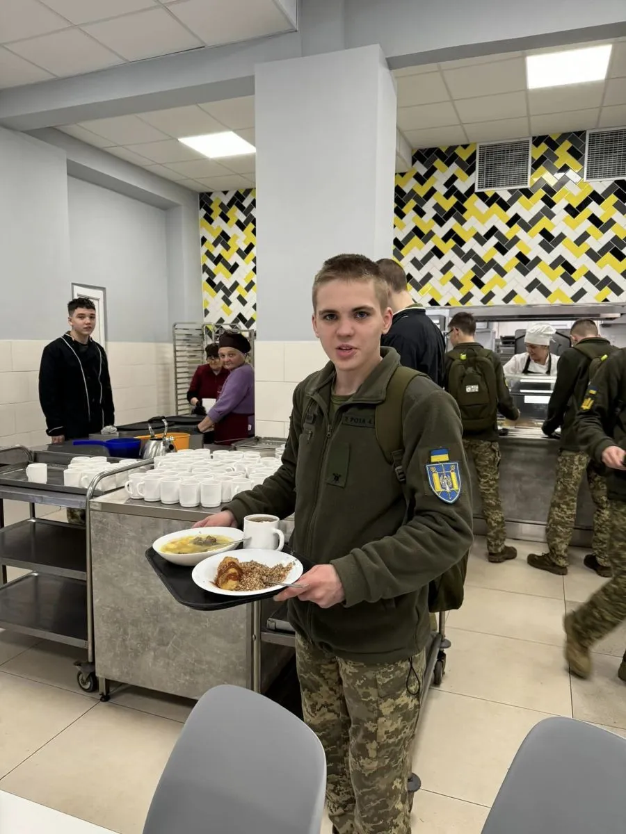 Ліцеїст Мирон Подлубний – відмінник з історії.