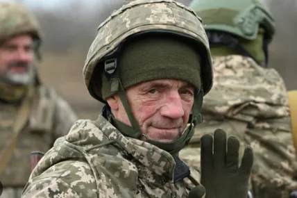 Жінки та чоловіки віком 60+ зможуть служити в ЗСУ за контрактом. Фото: Чернівецький промінь