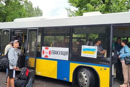 Евакуація із сходу України. Фото ДСНС
