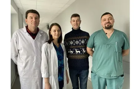 Пацієнт після операції почувається значно краще. Фото із сайту ЛМР
