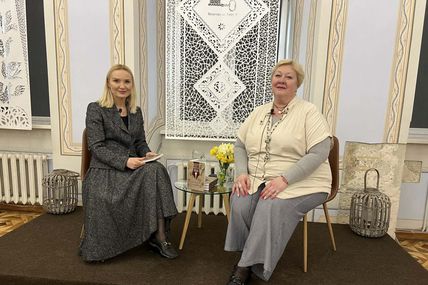 &laquo;За своє інтерв'ю у газеті купила собі перстенець&raquo;