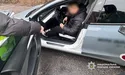 «Якщо продукт — це якась „унікальна сироватка від усього“, це просто прикриття… Головне — щоб ти привів ще двох дурнів, які теж куплять цей крем…»