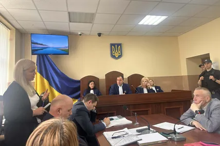 Сцельніков напередодні вбивства Андрія Парубія надсилав своїй колишній дружині Олені Чернінькій кошти і був прописаний у її квартирі з 2003 до 2023 року