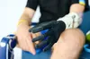 Львівські лікарі встановили біонічну руку бойовому медику (ВІДЕО)