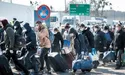 Уряд заманює заробітчан додому. Гривнею