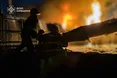 Масштабна пожежа на Київщині: рятувальники ліквідували наслідки атаки дронів у Бориспільському районі