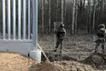 Польща відгороджується від Білорусі