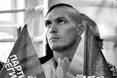 Назвався чемпіоном – лізь у політику…